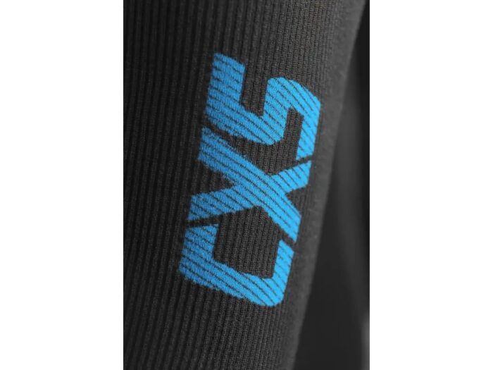 Detail úpletu funkčných spodkov CXS SeamFlex s logom